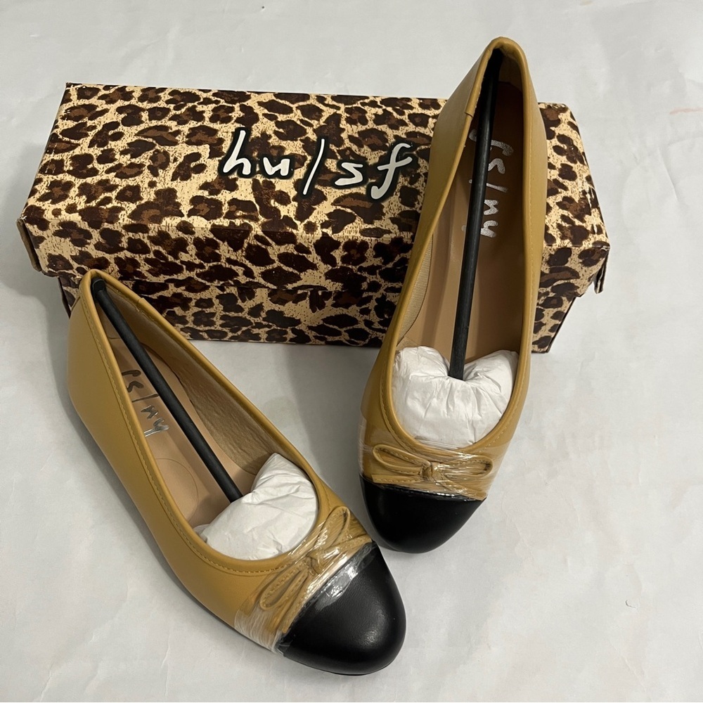 French Sole Tuckernuck Camille Women's Tan and Black Flats Shoes Size 6.5 new